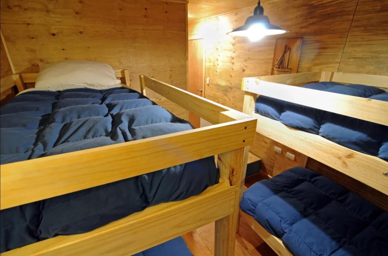 Hostal Palafito Waiwen Кастро Экстерьер фото