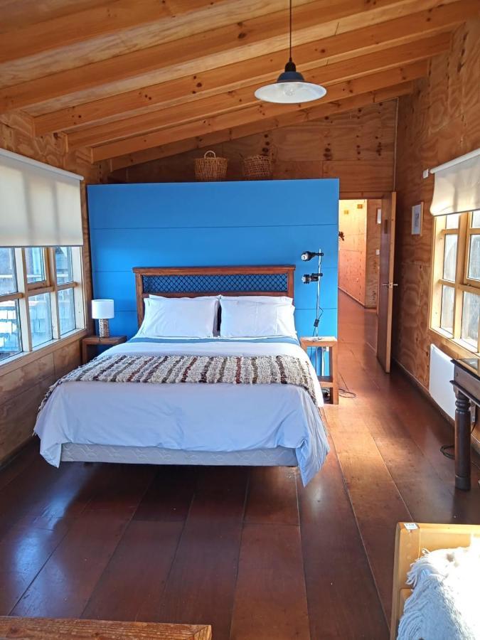Hostal Palafito Waiwen Кастро Экстерьер фото